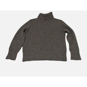 Old Navy Collection Junior Girls Gray Sweater Size Large Gifts Preppy Minimalist